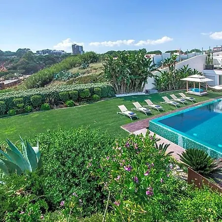 Olhos De Agua Sleeps 16 Pool Air Con Wifi