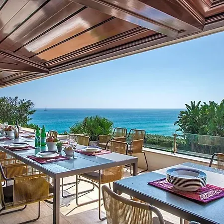 Olhos De Agua Sleeps 16 Pool Air Con Wifi