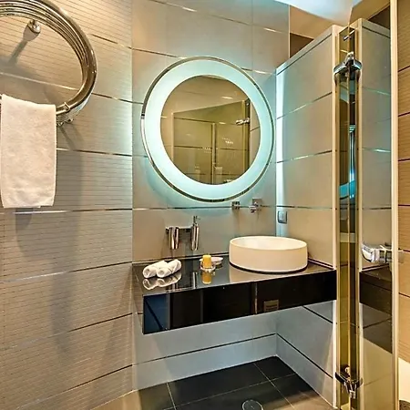 Villa Olhos De Agua Sleeps 16 Pool Air Con Wifi