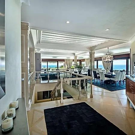 Villa Olhos De Agua Sleeps 16 Pool Air Con Wifi