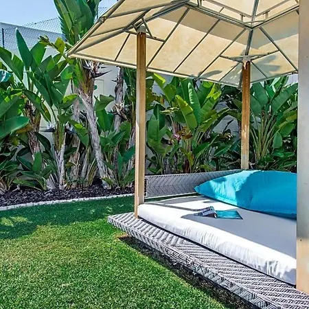 Villa Olhos De Agua Sleeps 16 Pool Air Con Wifi *