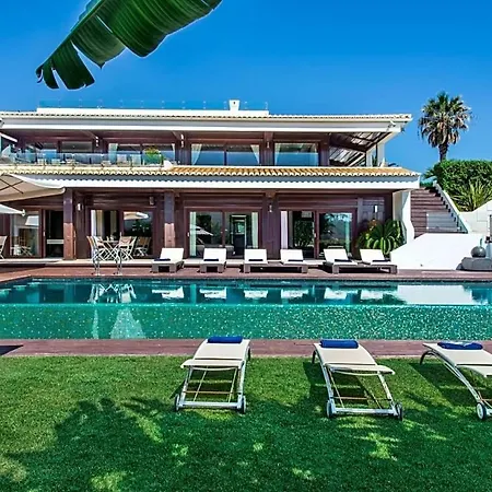 Olhos De Agua Sleeps 16 Pool Air Con Wifi Villa *