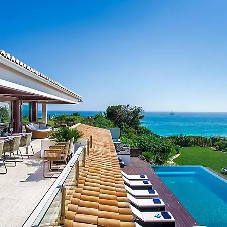 Olhos De Agua Sleeps 16 Pool Air Con Wifi Villa *