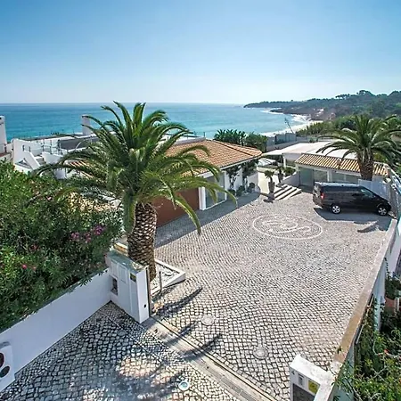 Olhos De Agua Sleeps 16 Pool Air Con Wifi