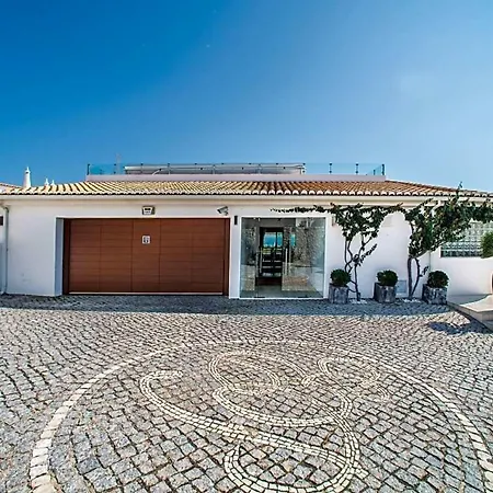 Olhos De Agua Sleeps 16 Pool Air Con Wifi Villa *